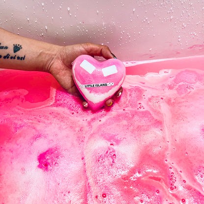 Bath oil bath ball