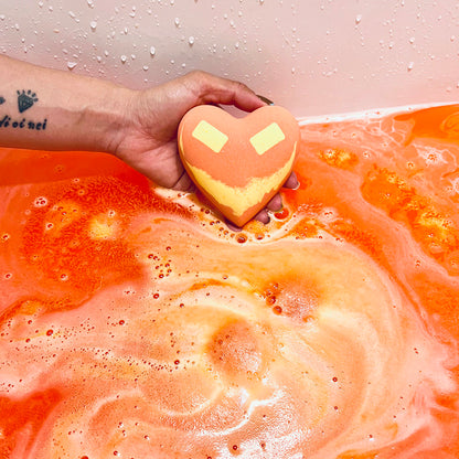 Bath oil bath ball