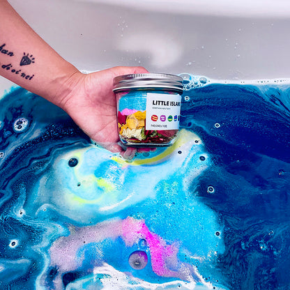 Bath oil bath ball