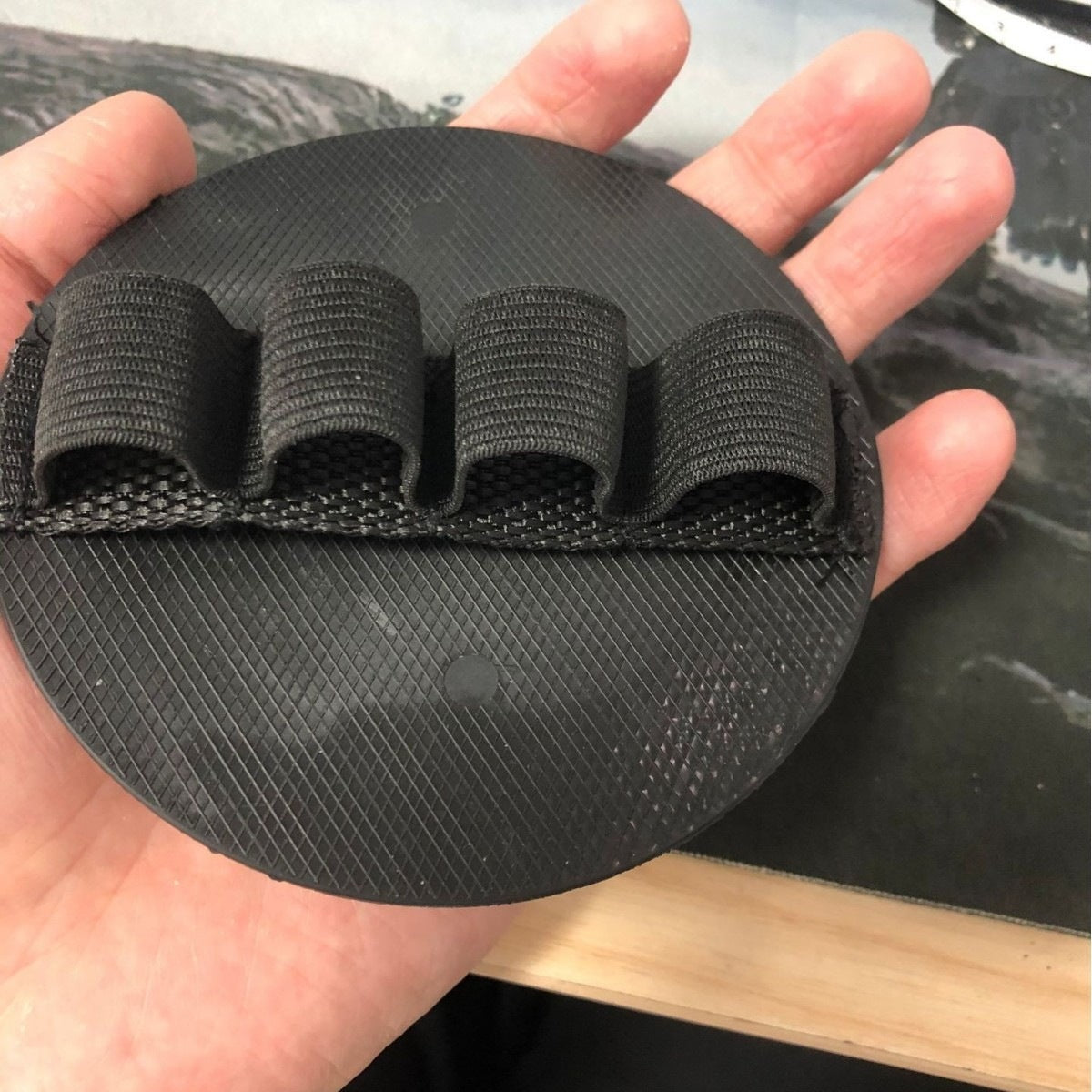 Bathing scrubbing tool
