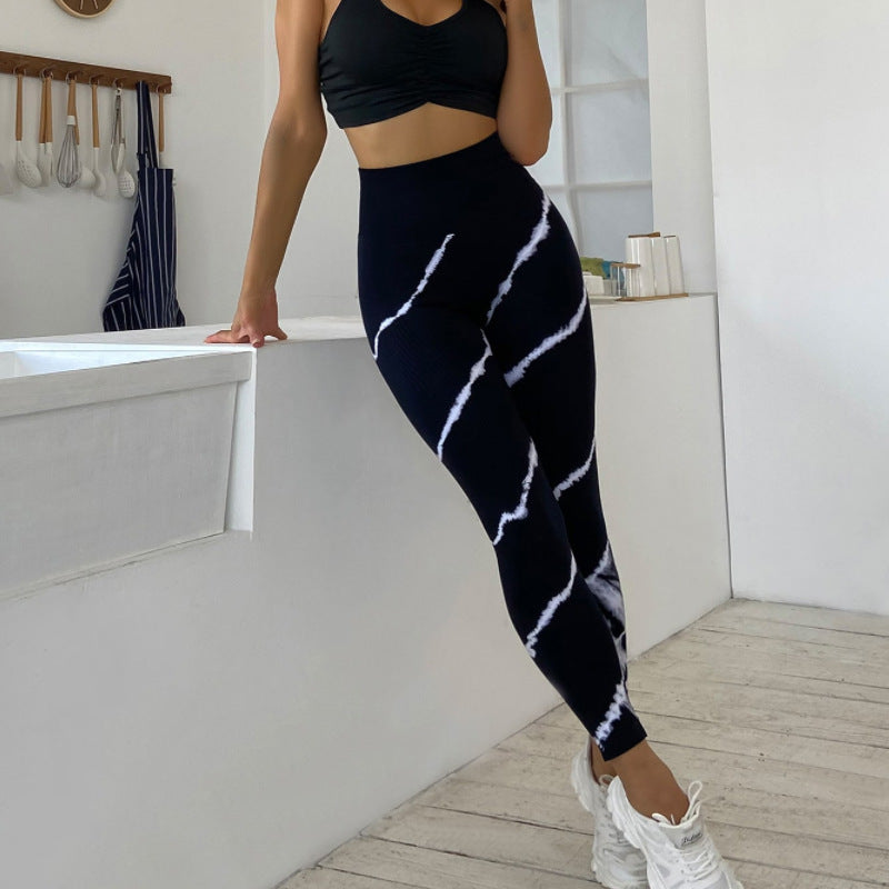 Batik nine-inch pants yoga pants