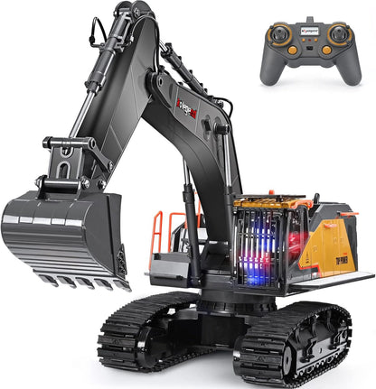 Battery-charging remote-controlled vehicle engineering vehicle