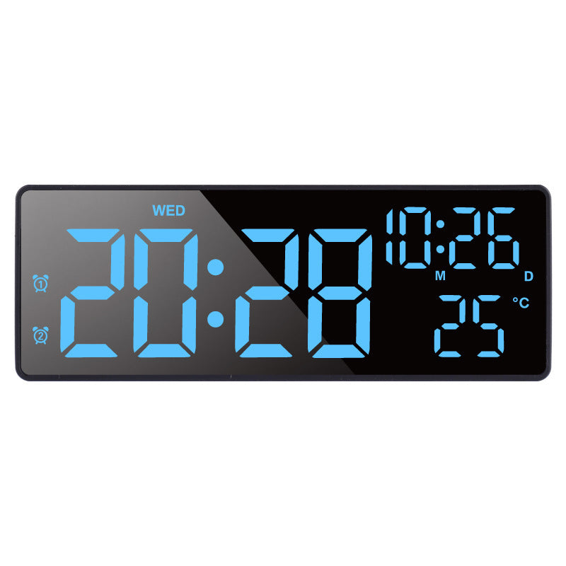 Battery-powered plug-in alarm clock