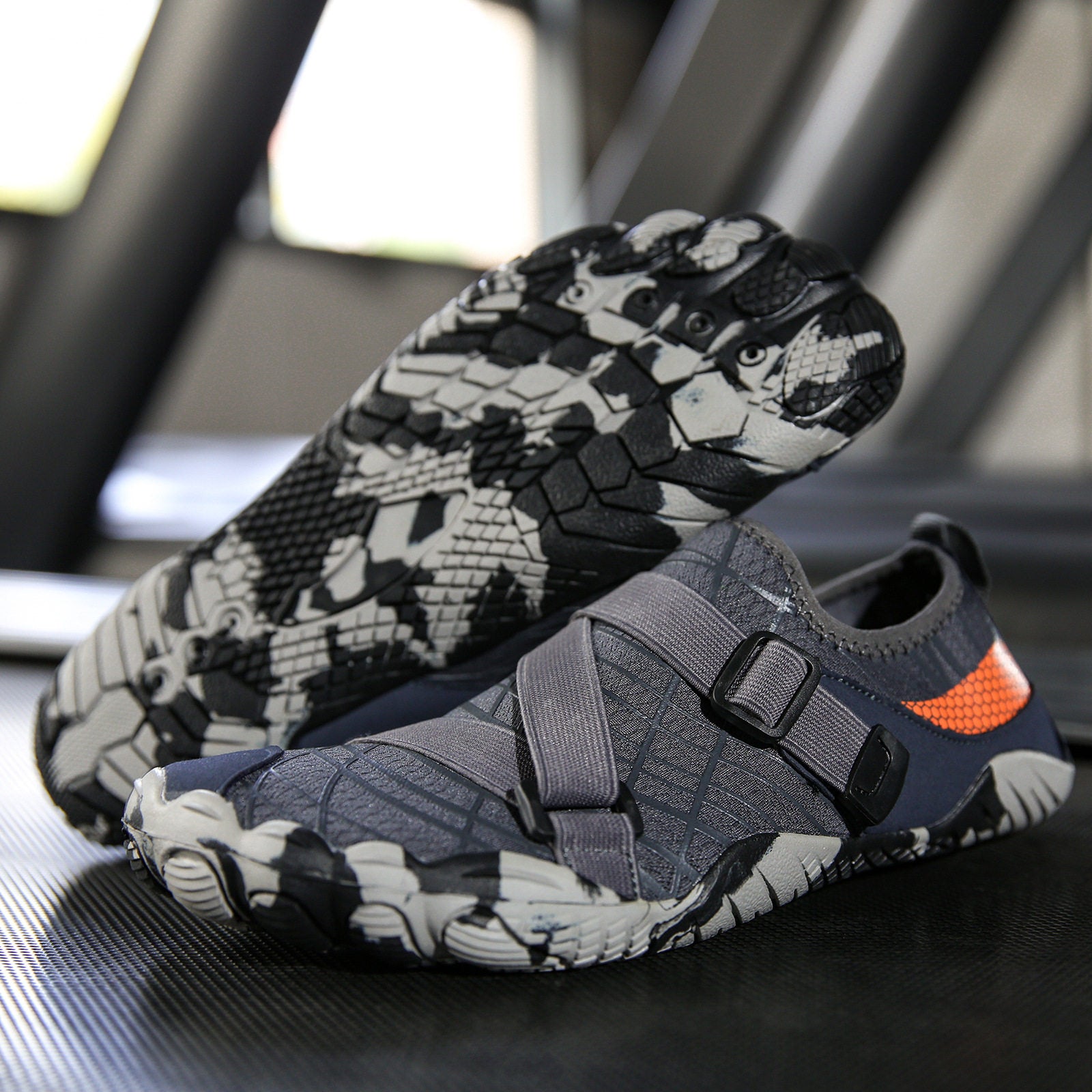 Beach Shoes for Water Activities Five-Finger Cycling and River Tracing Shoes