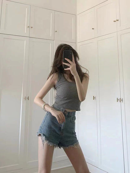 Beauty-backed bottoming top