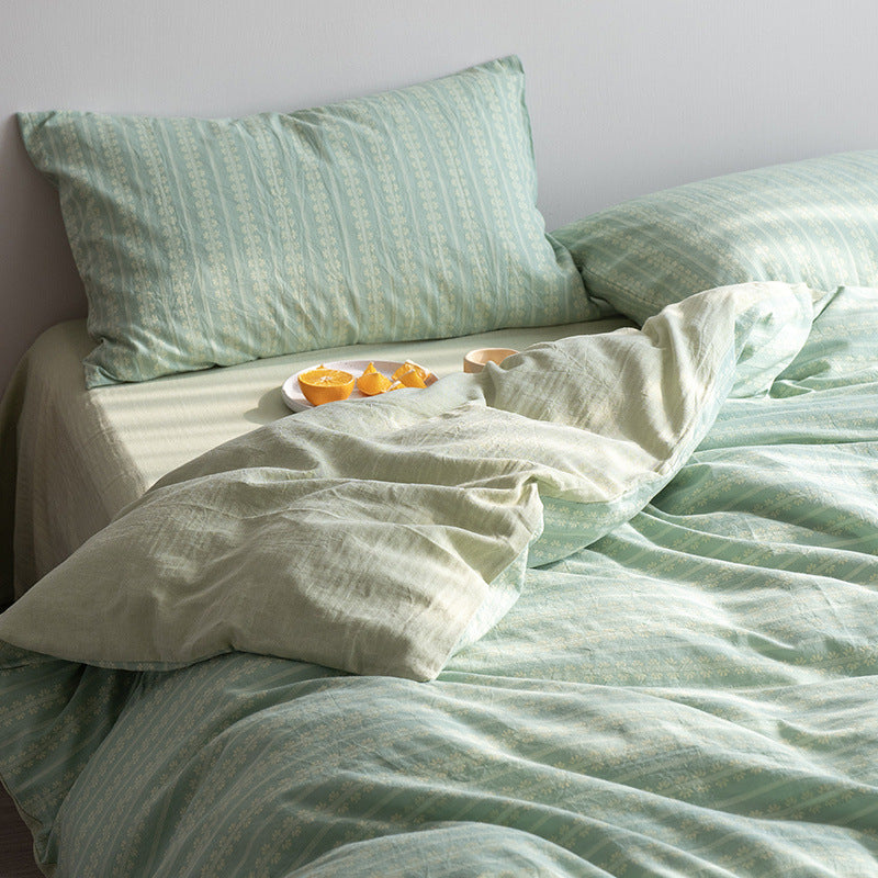 Bed sheets and duvet cover