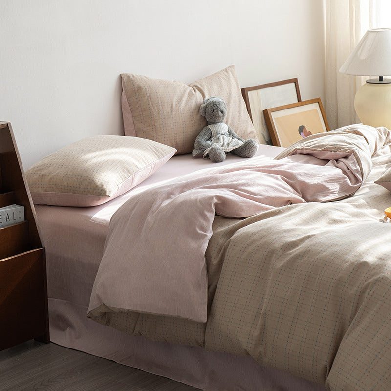 Bed sheets and duvet cover