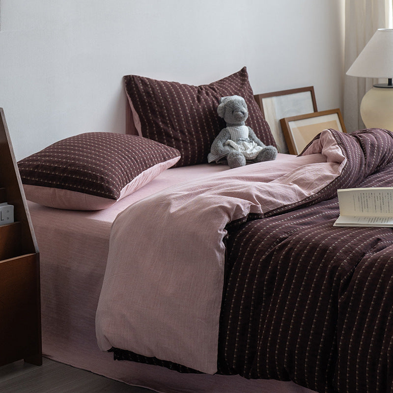 Bed sheets and duvet cover