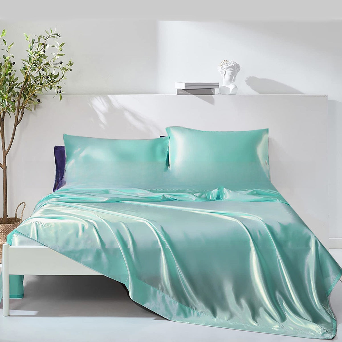 Bed sheets and duvet covers