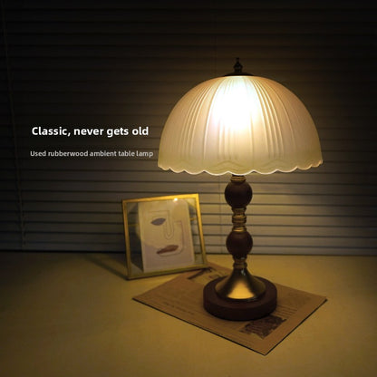 Bedroom decorative table lamp