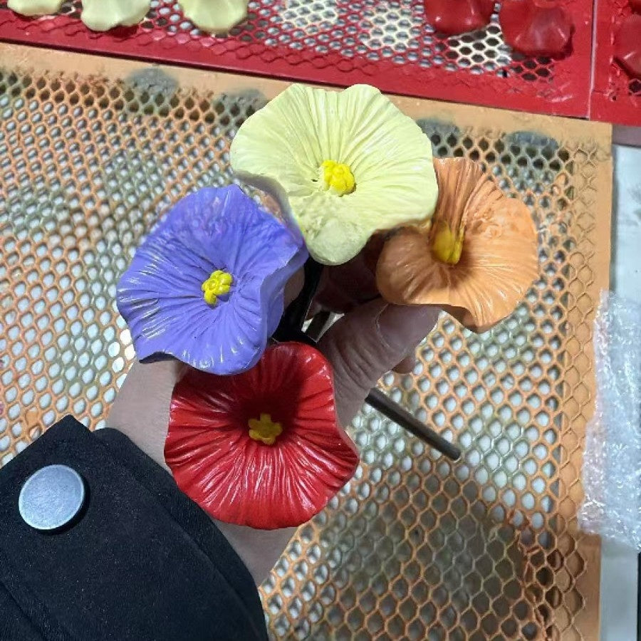 Bee waterer