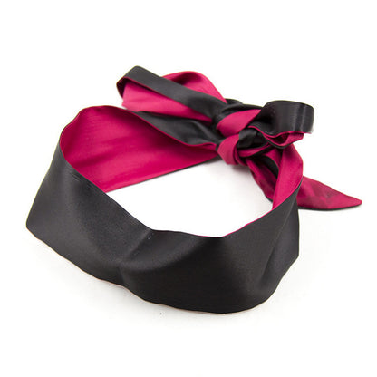 Belt with bow tie design