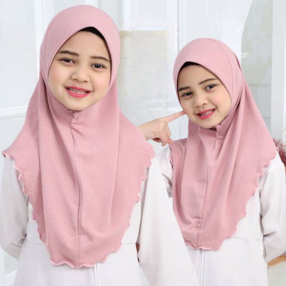 Big girl's headscarf