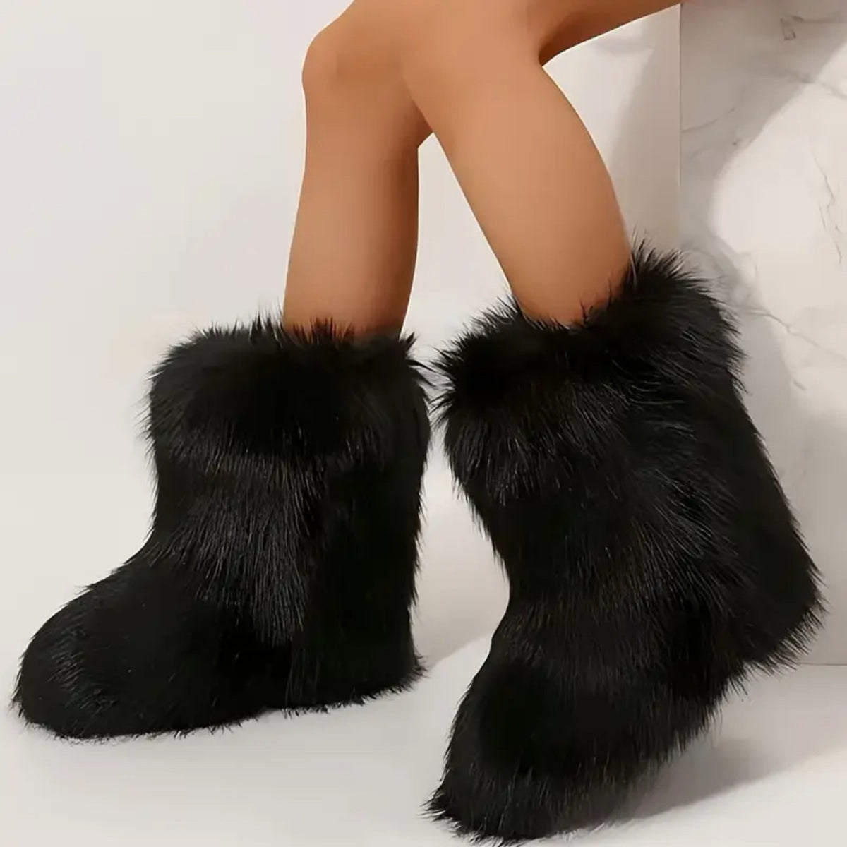 Big-size mid-calf faux fur boots