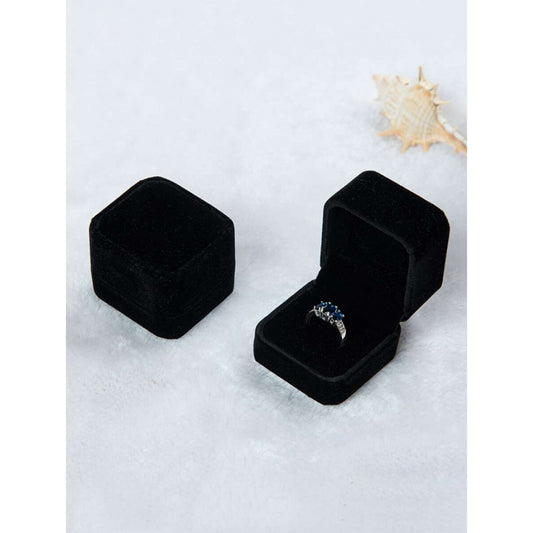 Black acrylic ring box