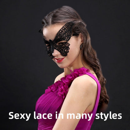 Black lace mask