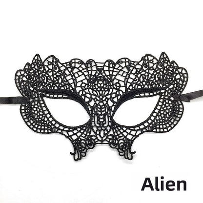 Black lace mask