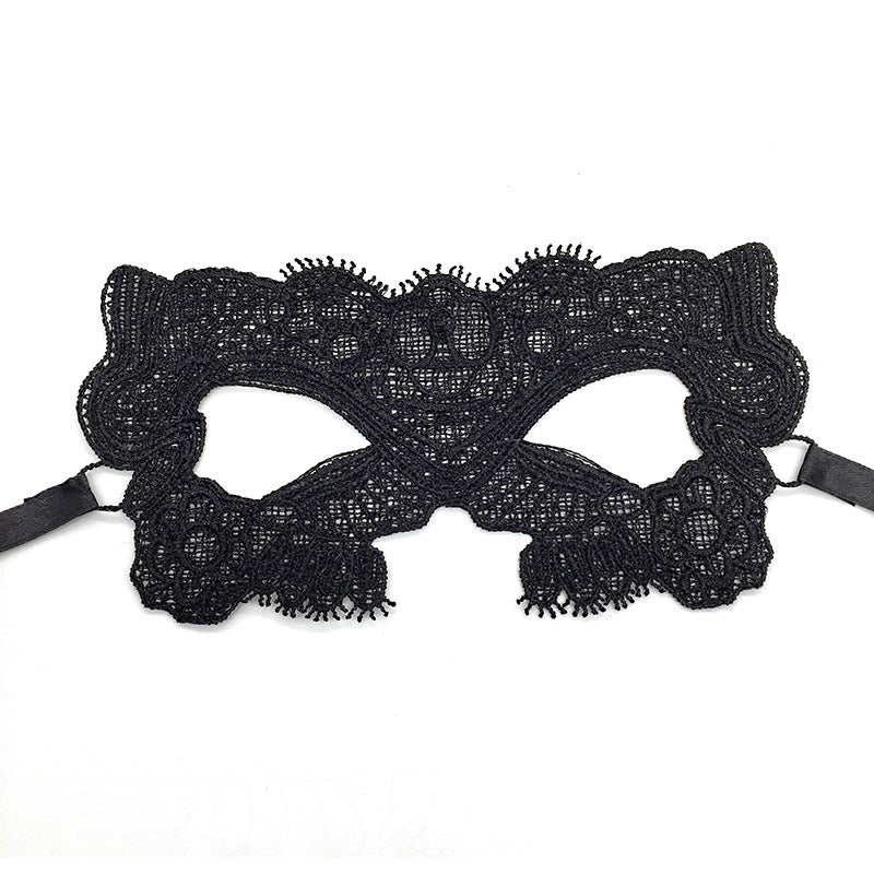 Black lace mask
