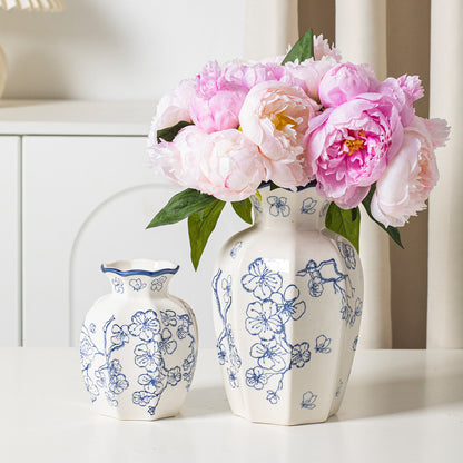 Blue and white porcelain vase