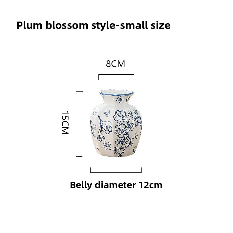 Blue and white porcelain vase