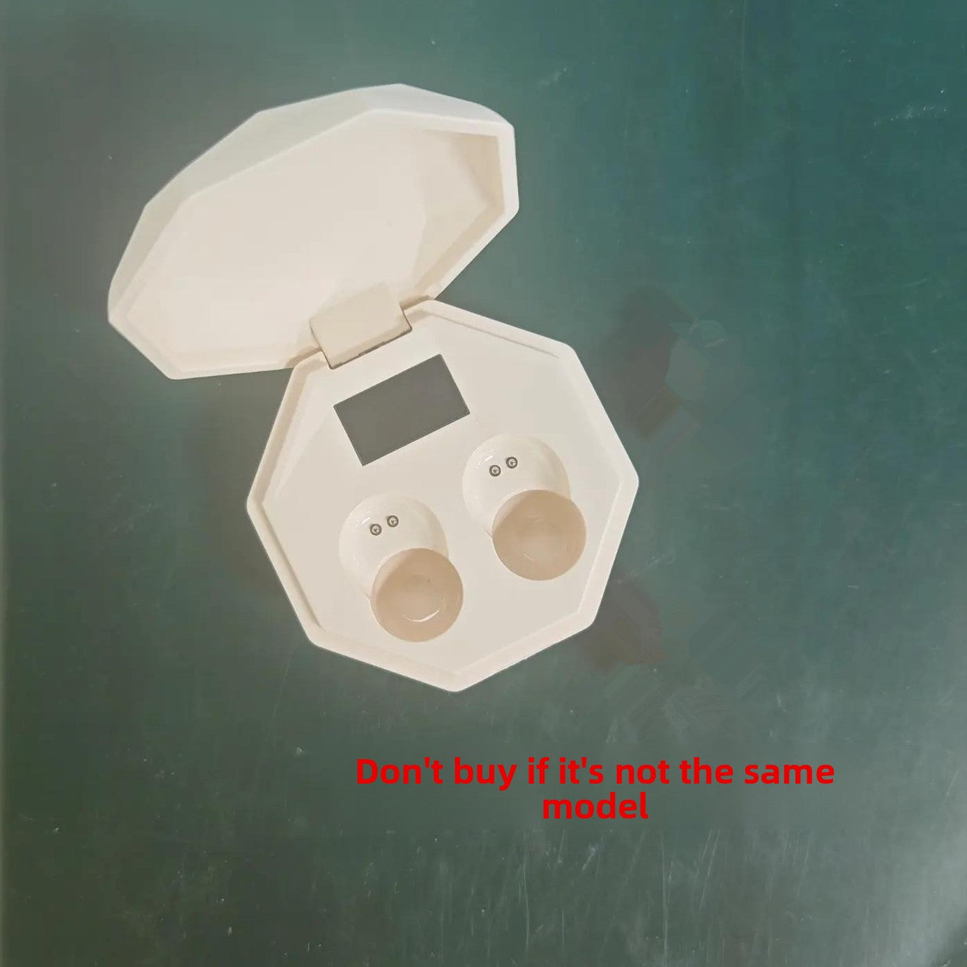 Bluetooth earphone case