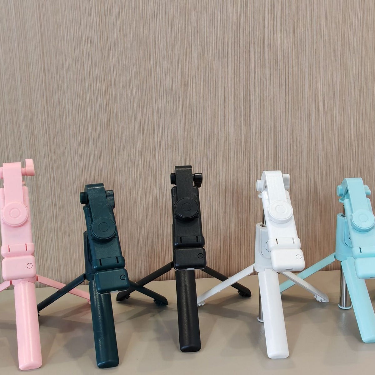 Bluetooth Selfie Stick