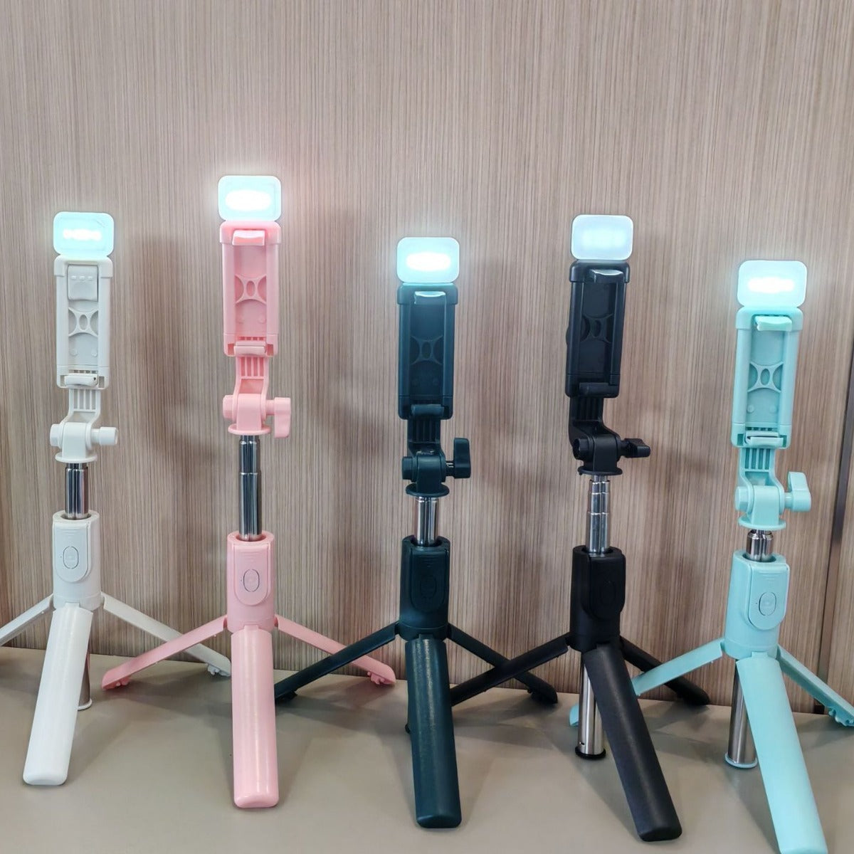 Bluetooth Selfie Stick