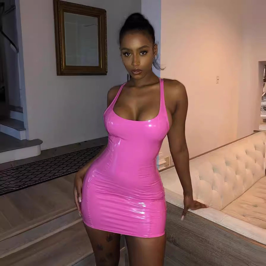 Body-hugging skirt