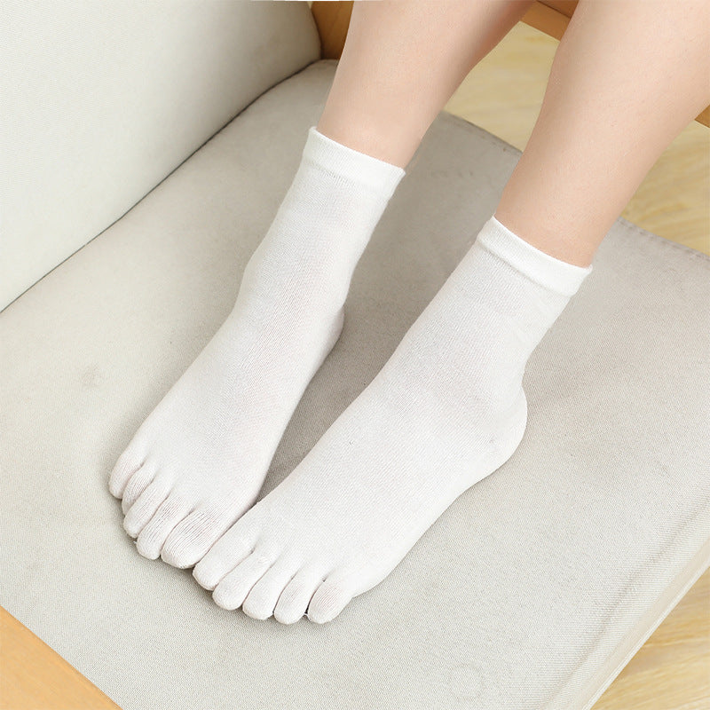 Boneless mid-tube socks