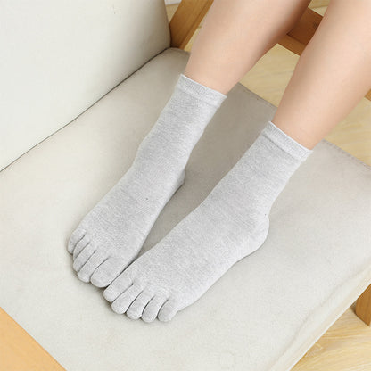 Boneless mid-tube socks