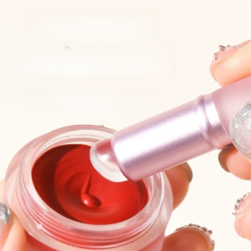 Bouncy silicone lip brush