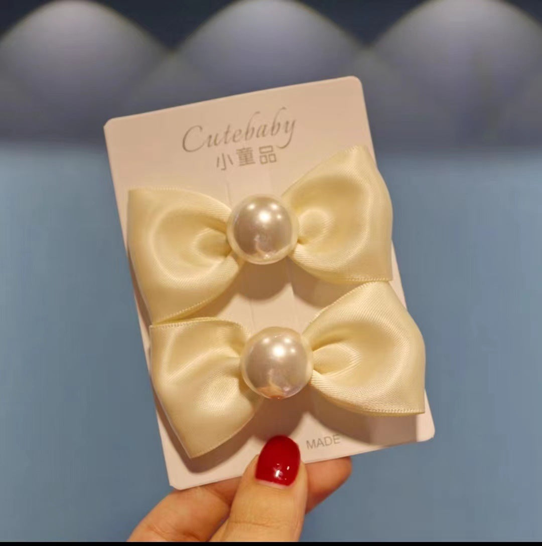 Bow hair clip