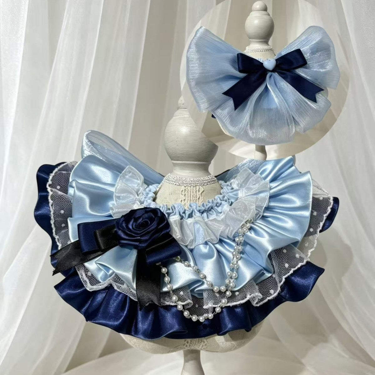 Bow-knot bib