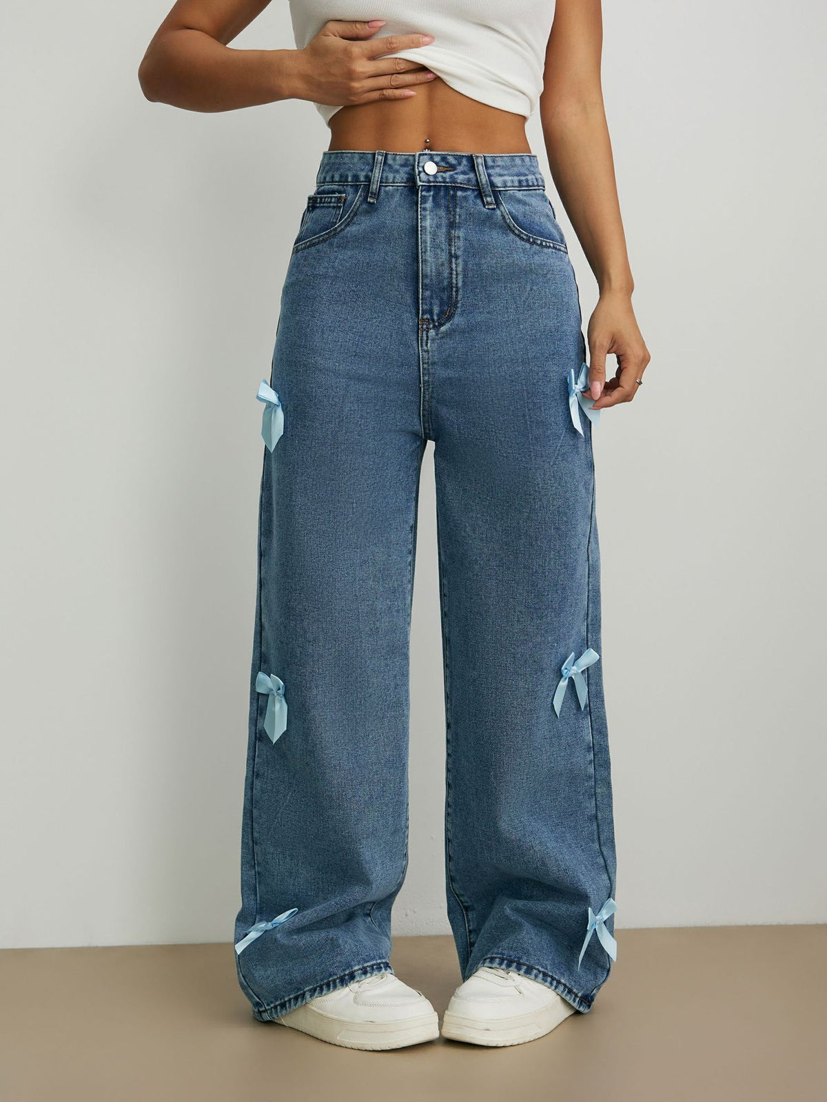 Bow-knot jeans