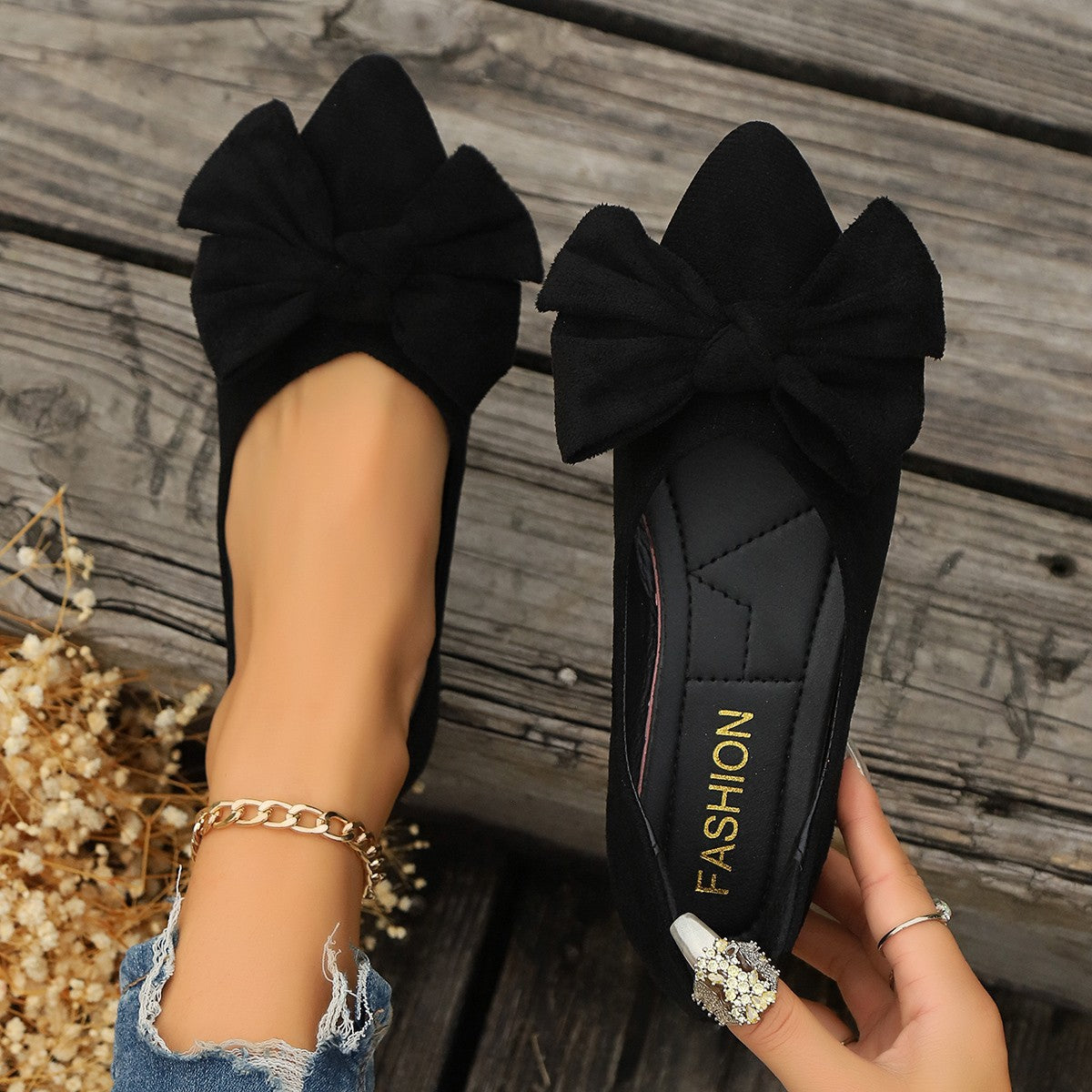 Bow Pointed Toe Flat Shoes for Women