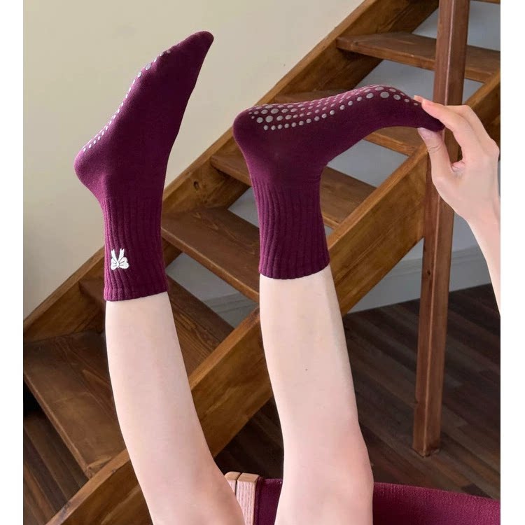 Bowknot Embroidered Non-Slip Yoga Socks