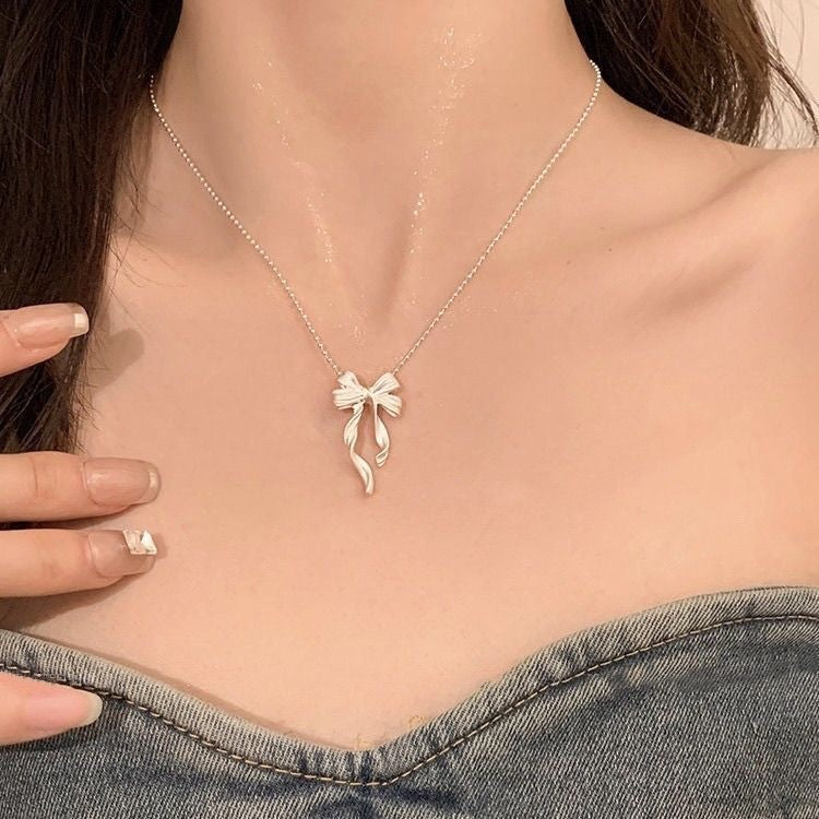 Bowknot Necklace