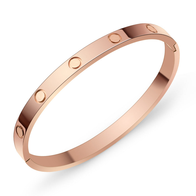 Bracelet with a threaded clasp