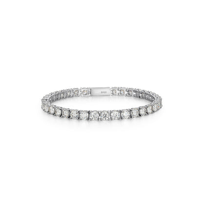 Bracelet with numerous diamonds