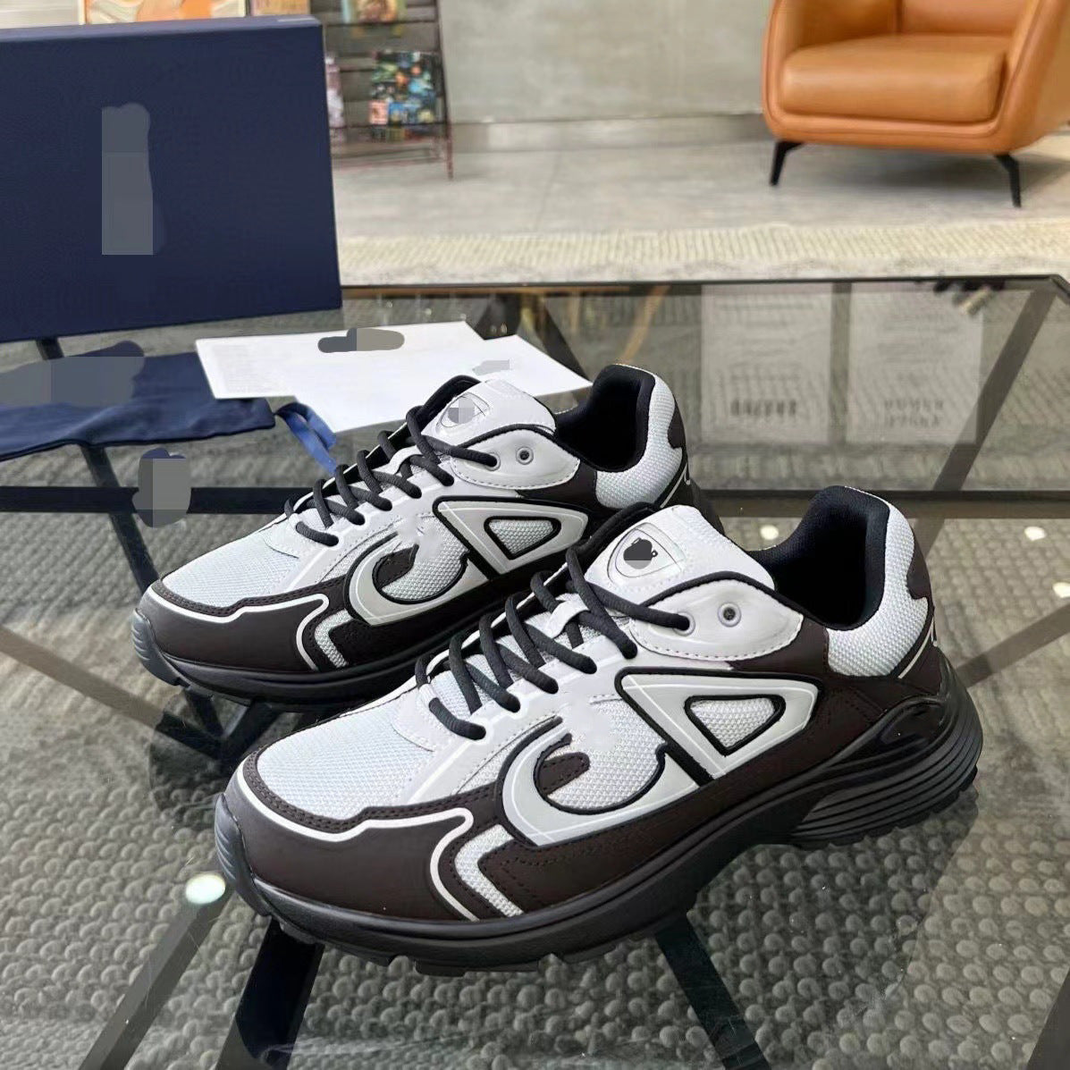 Breathable and Comfortable Casual Sports Shoes