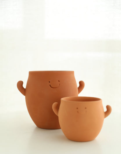 Breathable and permeable red clay small flowerpot