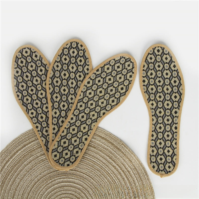 Breathable and shock-absorbing insoles