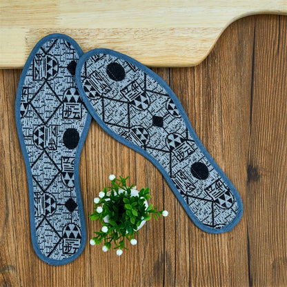 Breathable and shock-absorbing insoles