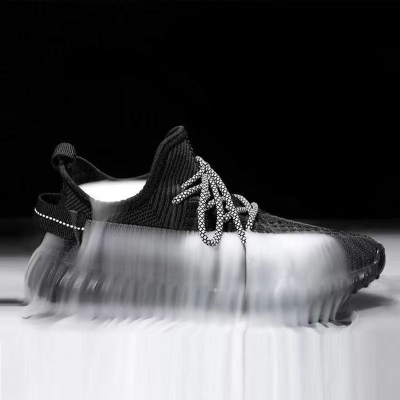 Breathable casual shoes