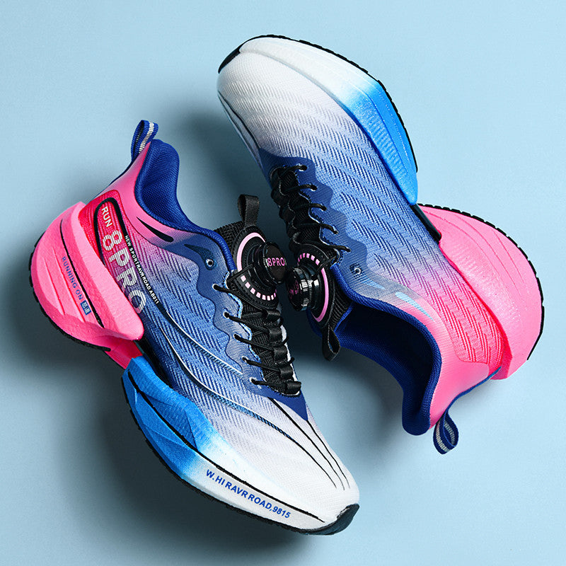 Breathable soft-soled sports shoes