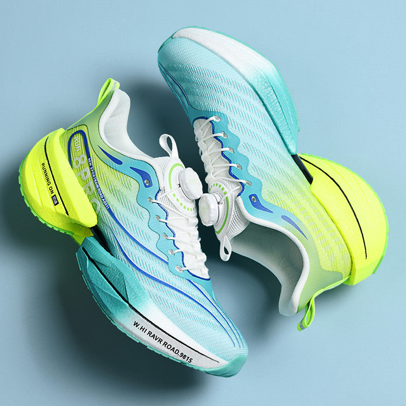 Breathable soft-soled sports shoes