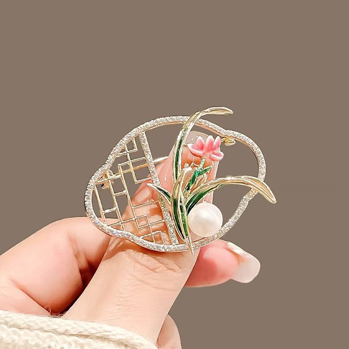 Brooch Accessories