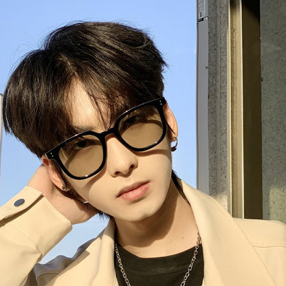 Brown retro sunglasses