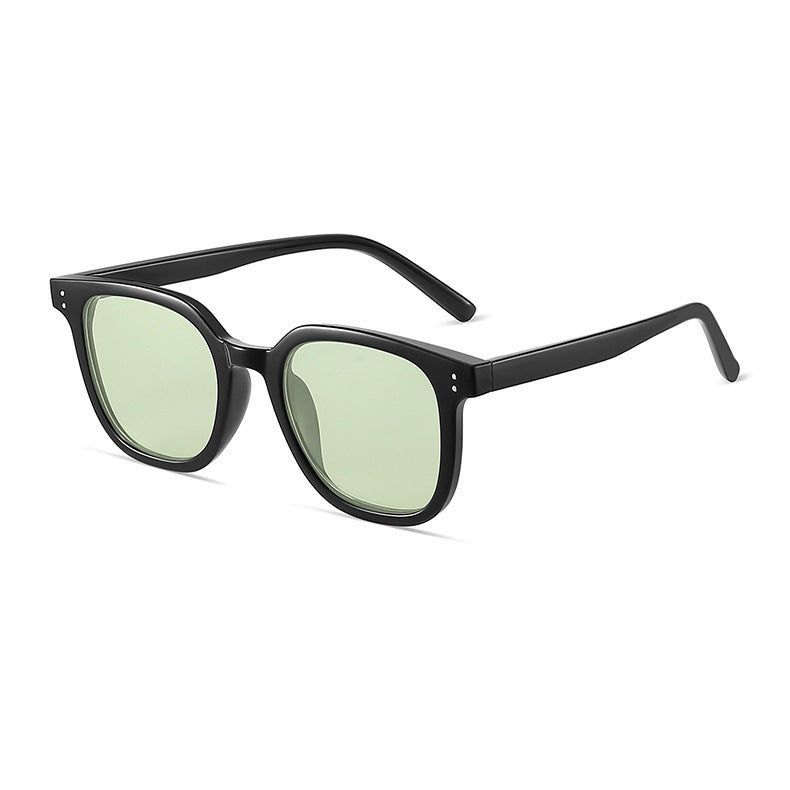 Brown retro sunglasses