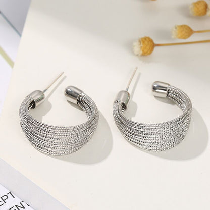 Brushed hoop earrings